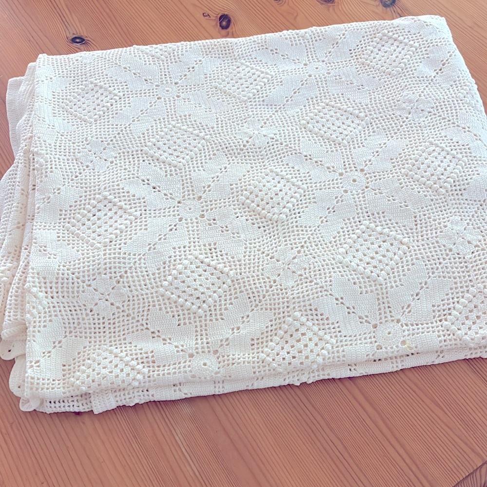 Vintage Cottagecore Hand Crocheted Tablecloth or Bedspread